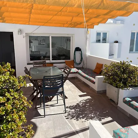 Apartament Baluarte Conil Town House With Roof Terrace And Sea View In Barrio De Pescadores