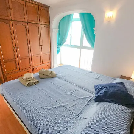Apartment Baluarte Conil Town House With Roof Terrace And Sea View In Barrio De Pescadores Conil De La Frontera